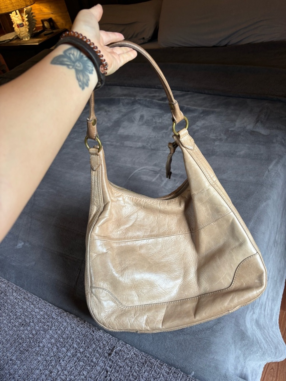 Frye Melissa Zip Hobo Bag, Large, Tan, Genuine Leather, Slouchy Shoulder Bag - Picture 6 of 14